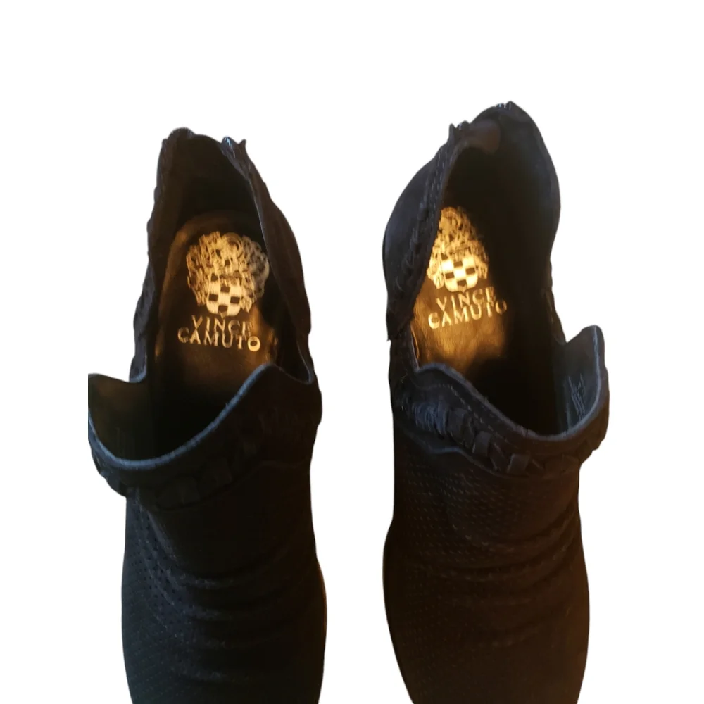 Vince Camuto Palmina black bootie size 7 1/2